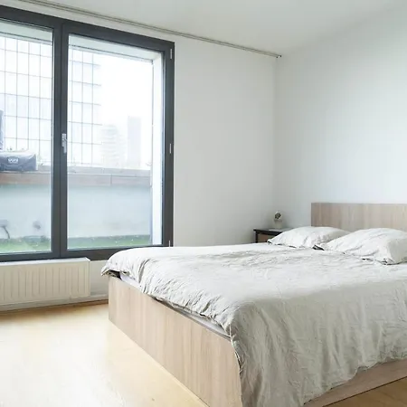 Beautiful Designer Appt With Terrace On The Seine *